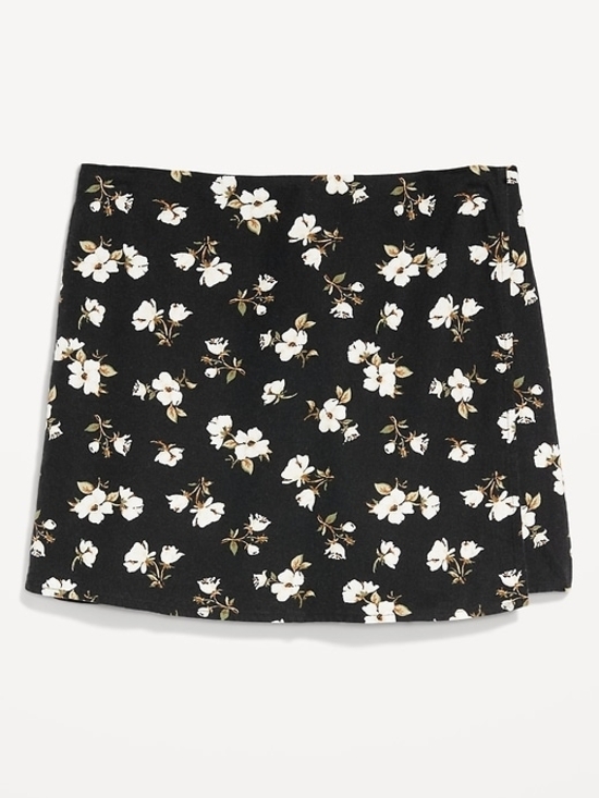 Old Navy Pants - Floral A-Line Mini Skort Black with White Blossoms